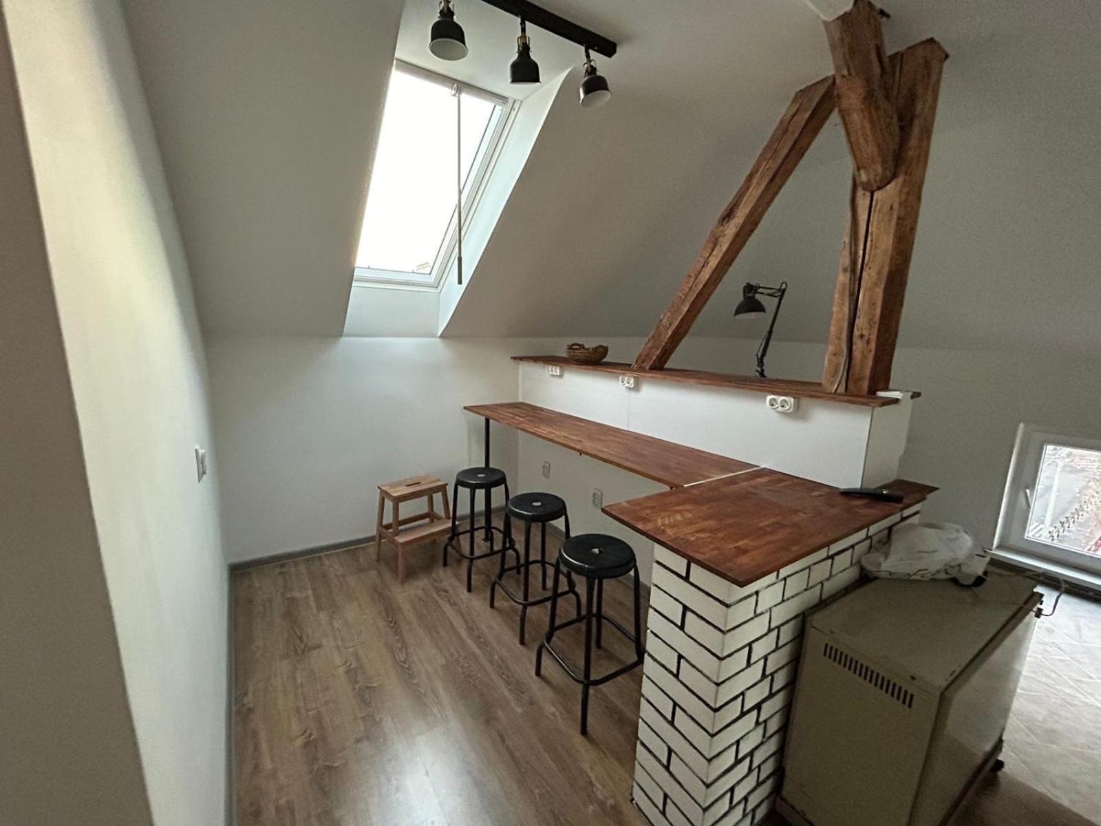 Private Apartament With Shared Bathroom Belgrado Buitenkant foto